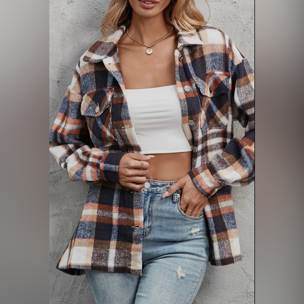 NWT Geometric Brown Plaid Pocketed Shacket